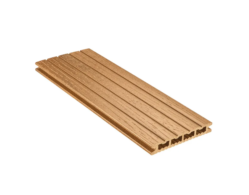 https://media.holzland.de/pim2/82900_wpc-terrassendiele_kompakte-plus_eichenbraun_q_fv_naturinform.jpg